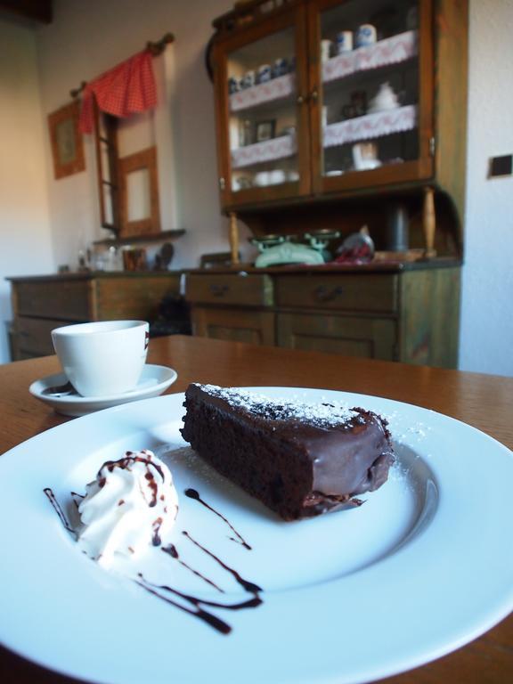 Penzion A Restaurace U Hroznu Velké Bílovice 외부 사진